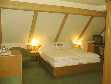 Land-Gut-Hotel Raeuber Lippoldskrug Alfeld  Exterior foto